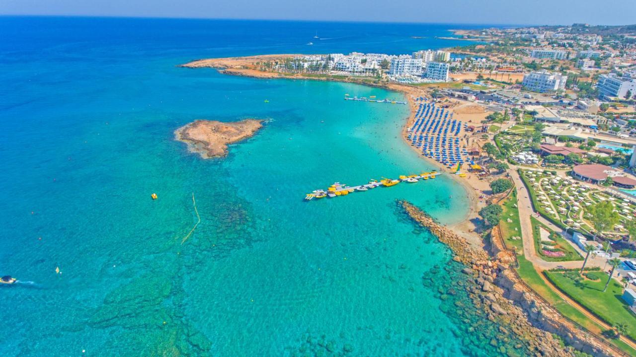 Constantinos The Great Beach Hotel Protaras Exterior photo Aerial view of the bay
