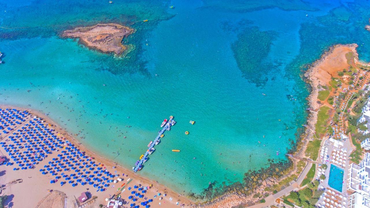 Constantinos The Great Beach Hotel Protaras Exterior photo Aerial view of the bay